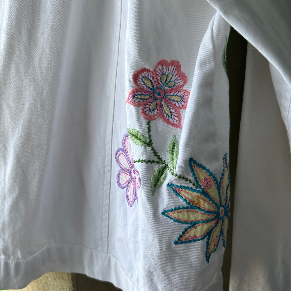 BFA Embroidered Floral Jacket White Size Medium Vintage Y2K/90s - Picture 5 of 7